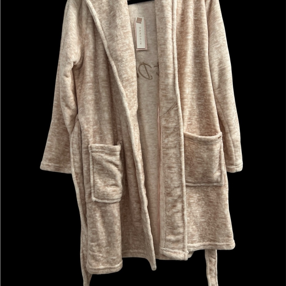 Danskin Beige Hooded Robe